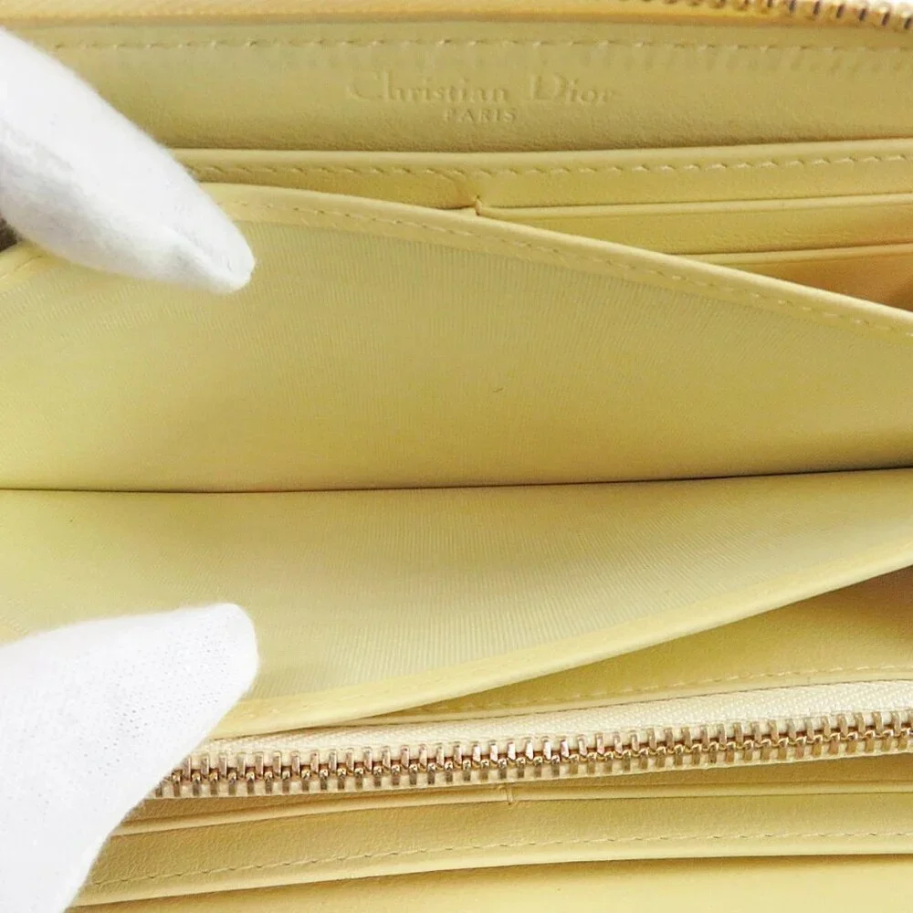 💛CHRISTIAN DIOR Lady Dior Ivory Quilted Long Wallet💛
